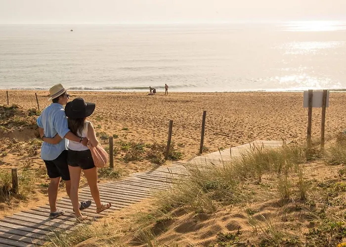 4 Couchages, 100 Metres De La !