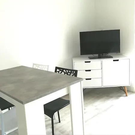Lägenhet 4 Couchages, 100 Metres De La ! *